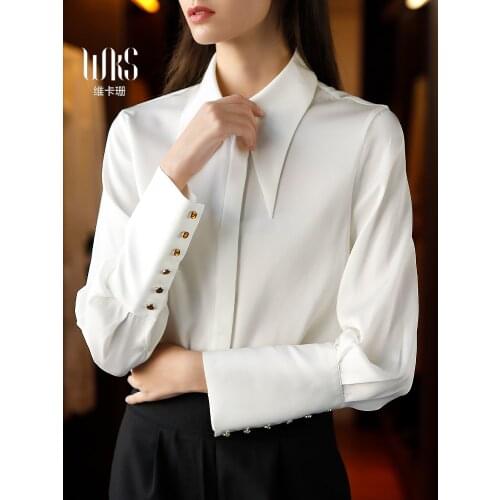 Heavy satin silk white shirt womens French design sense niche butterfly collar light mature age reducing shirt