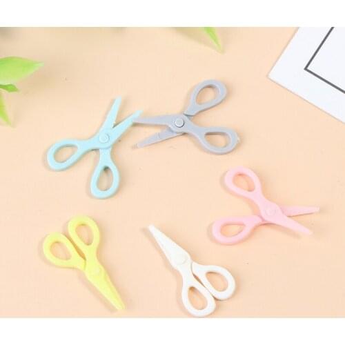 1PC New Dollhouse Miniatures 1:12 Accessories Simulation Crafts Toys Plastic Safety Mini Scissors Furniture Toy