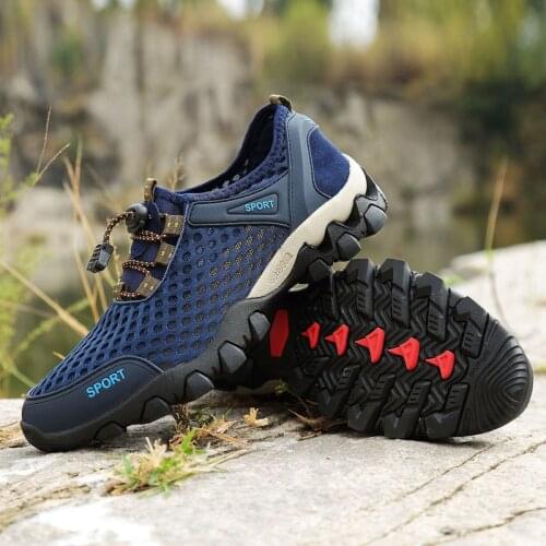 Men Breathable Mesh Hiking Shoes Anti-Skid Outdoor Climbing Trekking Shoes Quick-dry Wading Shoes Tourism Male Sneakers