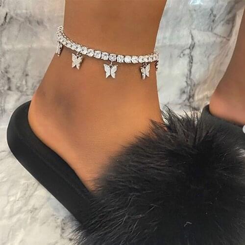 URORU Bracelets On The Leg