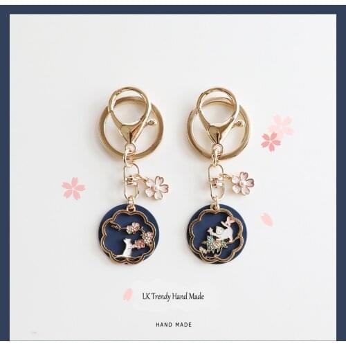 Japan Cartoon Rabbit Cute Cat Keychain Bag Pendant Sakura Jewelry Accessories Car Key Chains for Couples' Gift Decor for Airpods