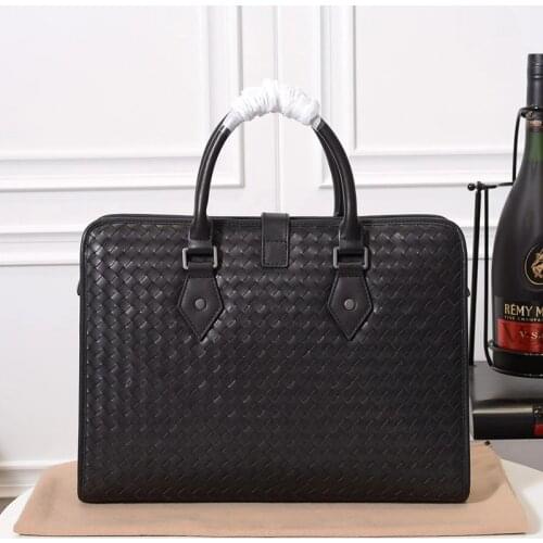 New Luxury Cowhide Leather Top Handle Bags Fashion Men High Quality Large Capacity Designer Zippers Woven Casual Male Handbag