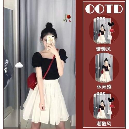 Womens Suit Sweet 2021 New Summer Two-piece Suit Womens Fashion Square Neck Short Sleeve + White Pleated Skirt