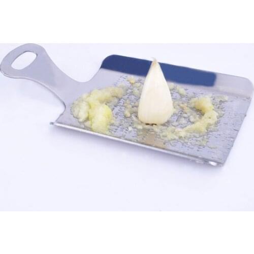 1PC New Ginger Garlic Wasabi Grater Crushed Garlic Press Device Kitchen Tools Stainless Steel KX 310