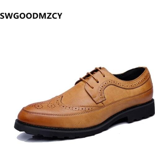Men Wedding Dress Shoes Brogue Shoes Men Formal Italian Brand Coiffeur Designer Shoes Men Classic Big Size 48 Chaussure Homme