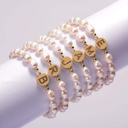 Fashion Initials Bracelet Letter Coin Natural Freshwater Pearl For Women Boho Luxurious Bridesmaid Shiny Jewelry Gifts 2020