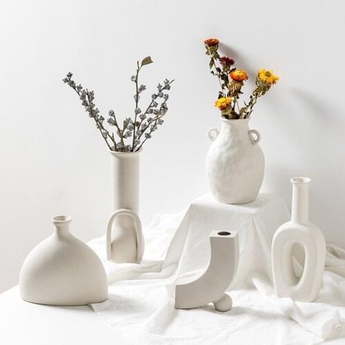Nordic Style Ceramic Vase Ornaments Flower Arrangement Dried Flower Creative Art Home Living Room Vase Decoration Desktop Decor