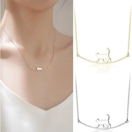 Fashion Walking Cat Pendant Necklace Animal Clavicle Chain Necklaces For Women Gilrs Kitten Curved Party Jewelry Female Gift