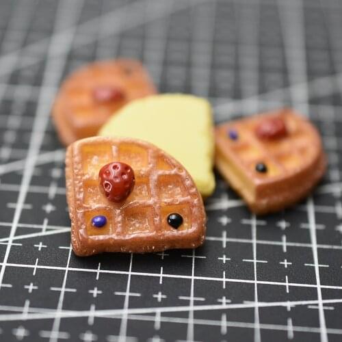 1pcs/lot resin flat back simulation food waffle cookie 27mm Cabochons Hair Bow Center Card Frame Making Craft DIY