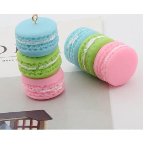2pcs Colorful 3D Cake Charms Delicate Food Pendant Womens Gift Bracelet Necklaces Jewelry Supplies A3338