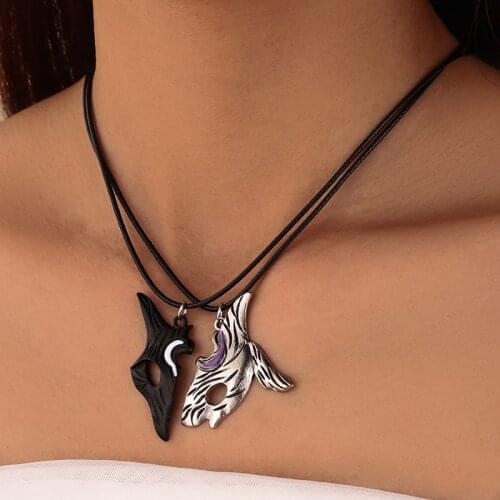 Classic Game Couple Lover Necklace Kindred and Eternal Hunters Couples Pendant Necklaces Jewelry Accessories