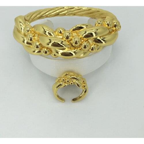 Кинду тянуть Golden Bracelets