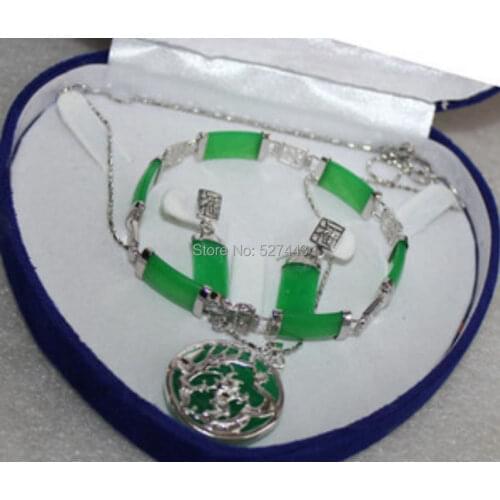 Wholesale JWEW6553 >>Green Chrysoprase pendant Errings Bracelet set --No box