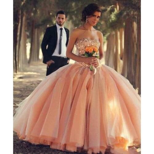 2020 Quinceanera Dresses Strapless Coral Organza Crystals Beaded Lace up Back Ball Gown Debutante Dress vestidos de ga Ball Gown