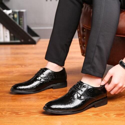 2021 New Fashion Men Formal PU Leather Oxford For Men Lace Up Dress Wedding Flat Men Slip on Oxford for Men Driving Footwear