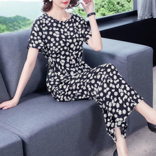 Womens Summer Fashion Suit Short Sleeve Floral Printed T-shirt + Wide Leg Pants Middle-aged Lady Fashion Two Piece Sets L390