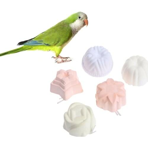 1 Pc Pet Teeth Grinding Stone Calcium Mineral Hamster Rabbit Rat Squirrel Chewing Toy Random delivery