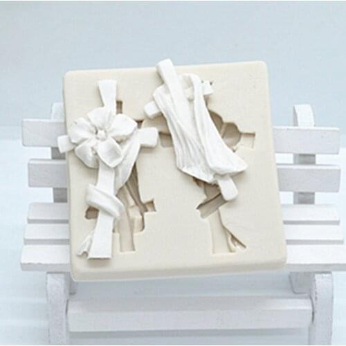 Lace Cross Shape Silicone Cake Mold For Baking Candy Cookies Fondant Cake Tools Wedding Cake Decorating Tools FM991