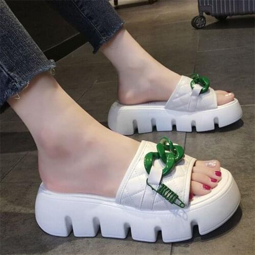 Womens Thick-Soled Slippers 2021 Summer New Wild Metal Thick-Soled Sponge Cake Home Flip-Flop Outdoor Sandals And Slippers