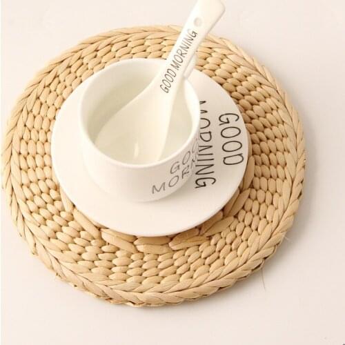 Japanese-style Hand-woven Placemat Corn Peel Cup Coaster Dining Table Mat Heat Insulation Pot Holder Kitchen Accessories