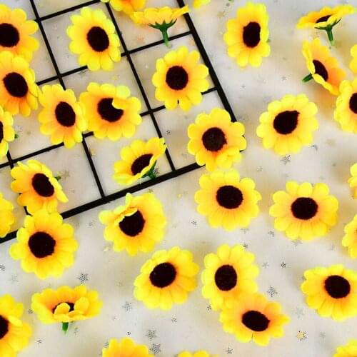 50pcs 4.5cm Silk Sunflower Head Artificial Flower Daisy For Wedding Birthday Party Home Decor Fake Flowers DIY Wreath Supplies