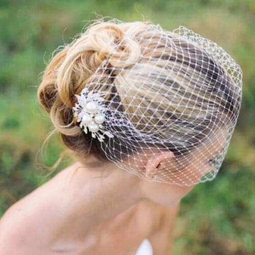 Wedding Veil White Bridal Birdcage Veil Pearls Comb Veil Elegant Bridal Hair Comb Handmade for Simple Bridal Wedding Veil 2021