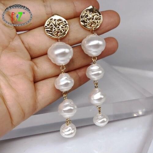 F.J4Z Hot Irregular Pearl Earrings for Women Baroque Imitation Pearl Dangle Earrings Ladies Gifts Jewelry for Party dropship