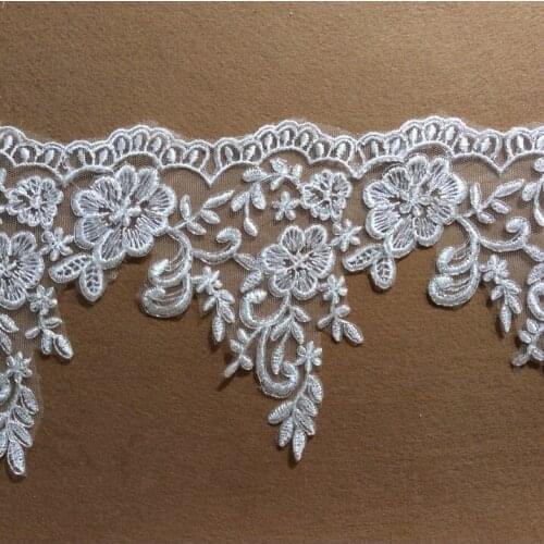 Luxury Delicate Off white Fabric Flower Venise Lace Trim Applique Sewing Craft wedding dress veil applique 17cm