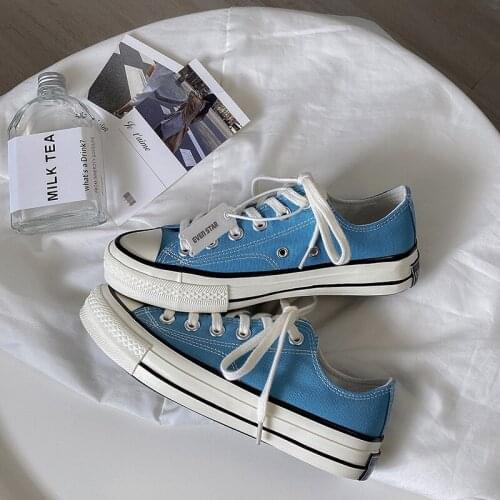 Sky Blue Canvas Shoes Women Low-Top Student Chic Couple Shoes Lovers Sneakers Light Blue Basic Boys Girls Unisex Gumshoes 35-40