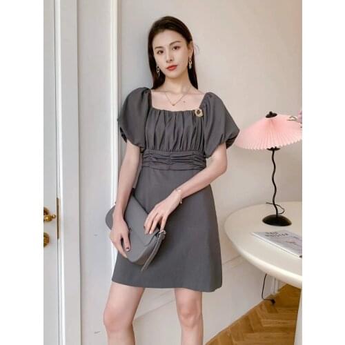 French retro gentle Hepburn style puff sleeve temperament square neck fairy dress goddess Fan Xia