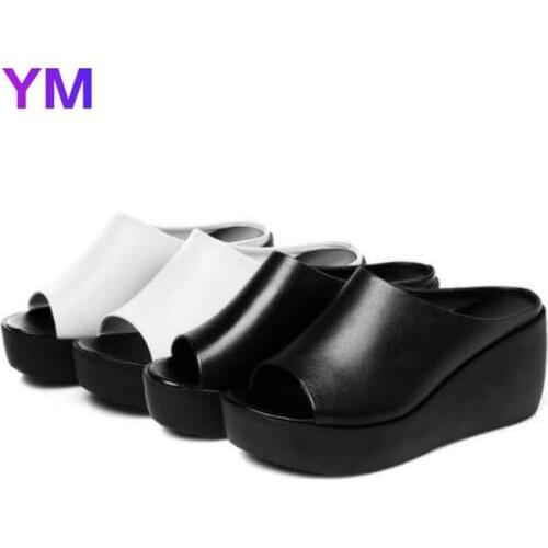 Black Fashion Flip Flops 2020 Women Beach Sandals Wedges Summer Gladiator Sandals Peep Toe Women Casual Shoes Woman Platform