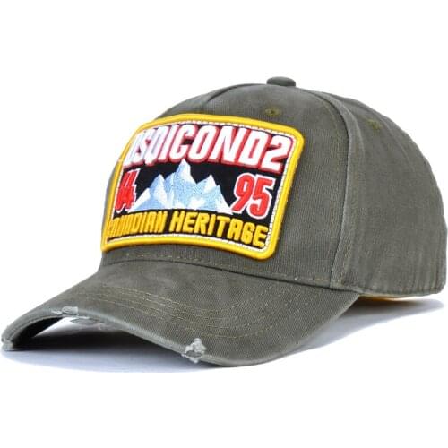 DSQICOND2 Maple Leaf Baseball Caps Cotton DSQ Letters High Quality Cap Men Women embroidery Design Hat Trucker Snapback Dad Hats