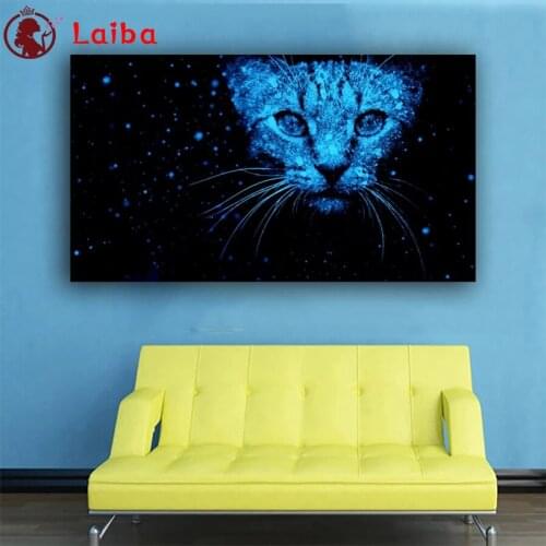 Full square diamond painting Abstract animal art, black background, blue panther pictures for embroidery round diamond mosaic