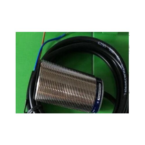 Free Shipping 2pcs/LOT NEW Switch 30B1MBL2 XS6 inductive sensor