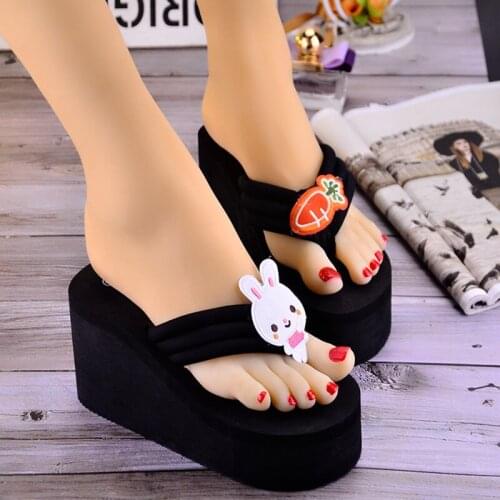 2020 summer new thick bottom slope with flip-flops fashion cartoon bunny non-slip beach slippers