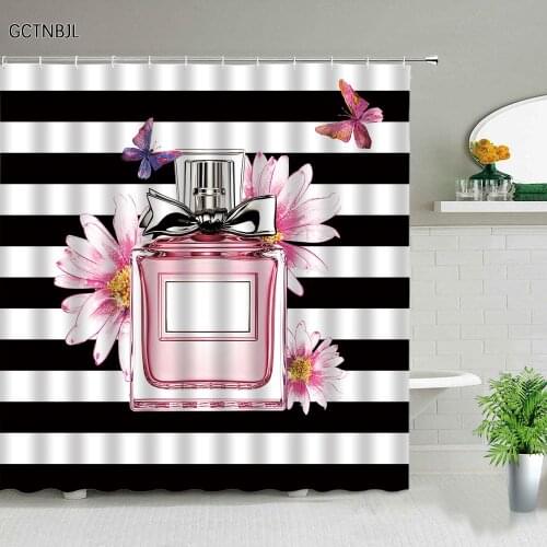 Waterproof Shower Curtains Sexy Red Lip Creative Printed Bathroom Decor Girl Valentines Day Backdrop Fabric Curtain Set