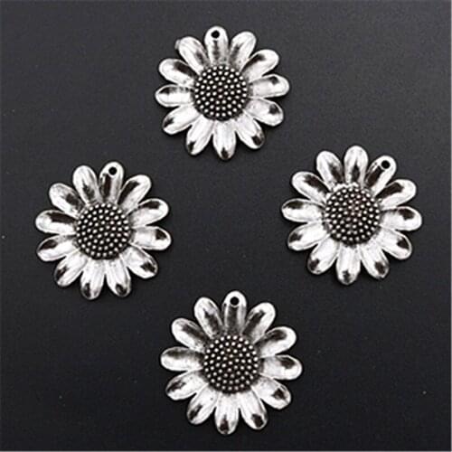 WKOUD 6pcs Silver Color sun flower charm alloy pendant retro bracelet key chain DIY metal jewelry makings A1438