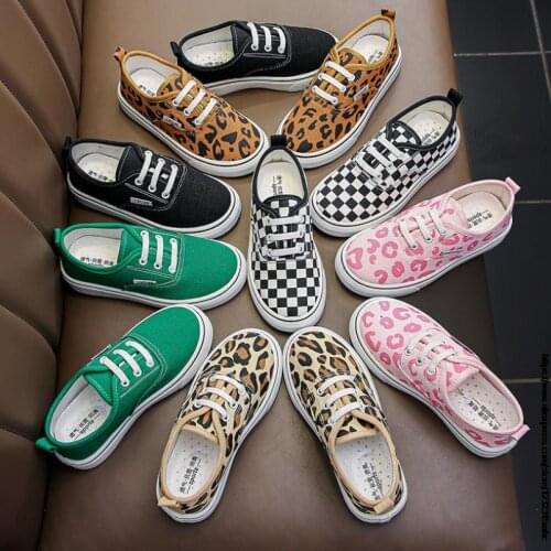 Kids Shoes Classic Sneakers Baby Boys Girls Shoes Boys Non-slip Wearable Rubber Sole Baby Canvas Shoes Girls Childrens Shoes