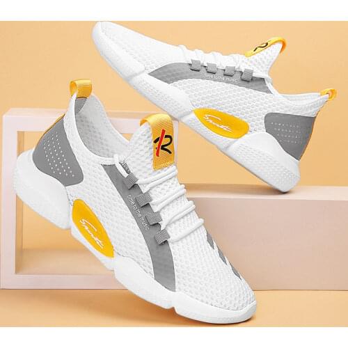 Mens Running Shoes 2021 Fashion New Light Summer Breathable Mesh Sports Casual Shoes Outdoor Men Jogging Shoes Tenis Sneakers