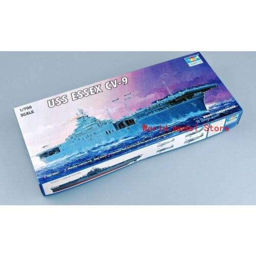 Trumpeter 05728 1/700 USS ESSEX CV-9