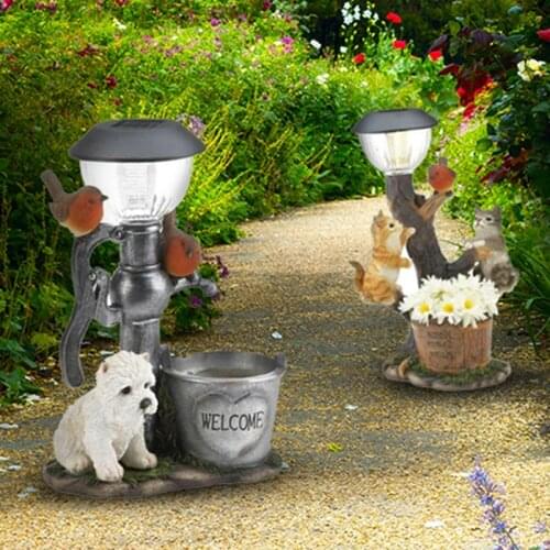 Solar Garden Squirrel Statue Ornament Animal Light Cat Climbing Lawn Lamp Decor Art Figurine Crafts Sculpture Resin