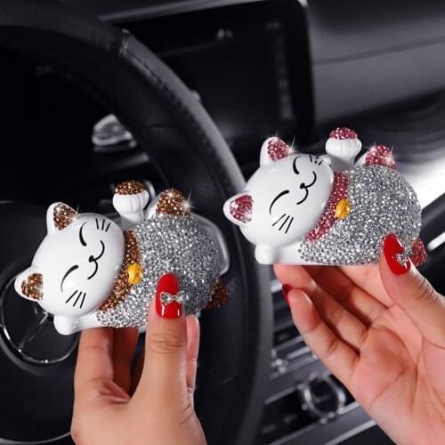 Lucky Cat Solar Cute Car Decoration Doll Car Ornaments Creative Diamonds Car Interior Accessories