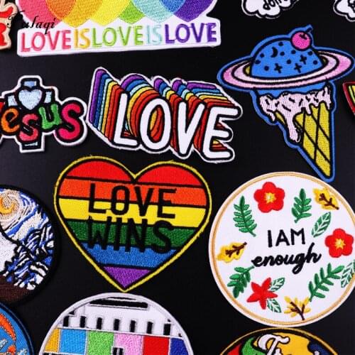 Round Shape Patches Embroidery Patches For Clothes Iron On Mountain Wave Stickers Patches For Clothing DIY Stripes Badge Decor