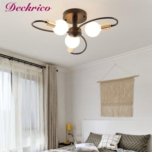 Luxury Retro Bulb Ceiling Lamp Chandelier Multi-Pole Metal Pendant Lamp Made Of Iron Material Nordic Style Home Decoration Lamp