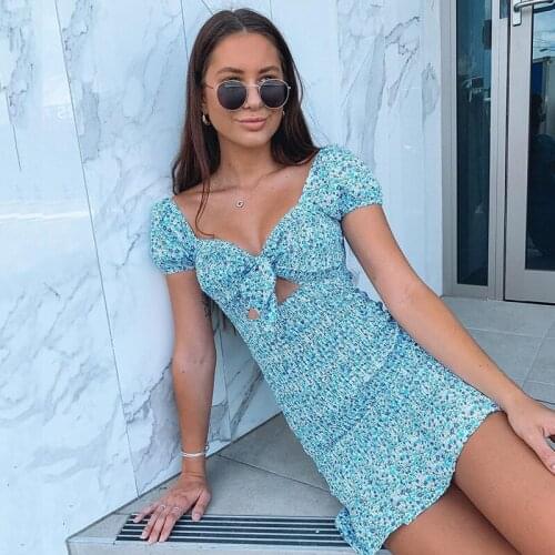 2021 Summer New Backless Floral Dress Female Bohemian Beach Style Tight Sexy Dress