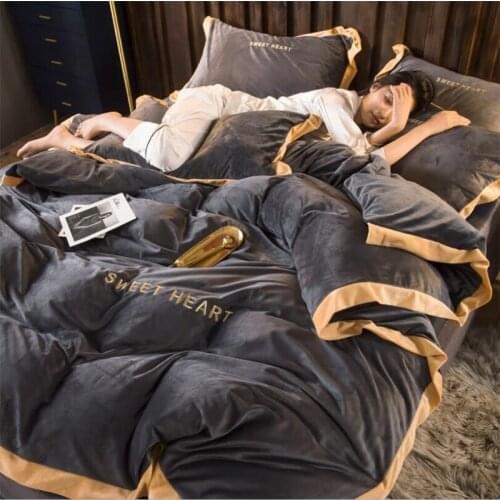 Fashion snowflake cashmere bedding set 4pcs fitted sheet duvet cover set flannel fleece 3D embossed winter AB side bed linen set
