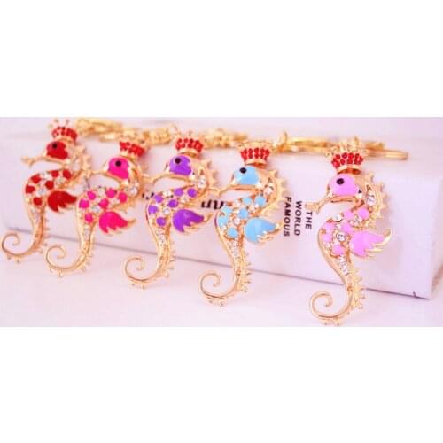 Creative jewelry key chain cute color sea horse key chain marine animal metal pendant key chain craft small gift