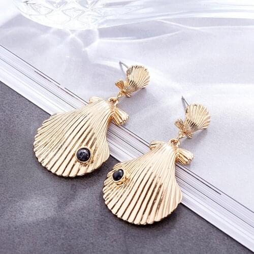Gold Fashion Conch Earrings Jewelry Dangle Pendientes Female Decoration Accessories Bijou Jewelry For Women Earrings 2021 Gifts