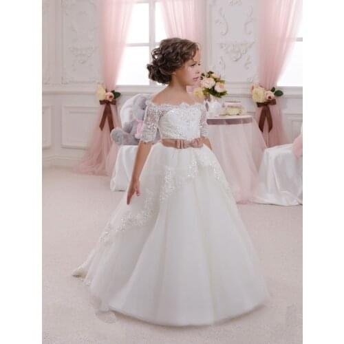 First Communion Dress Hollow Back Lace Up Appliques Bow Half Sleeves Shoulderless Ruffle Little Girl Christmas Tulle Ball Gown