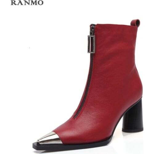 2020 Autumn New Brand Design Ankle Boots Women Square Heel Front Zipper Patent Leather Plush Square Toe Faddish Bota Feminina